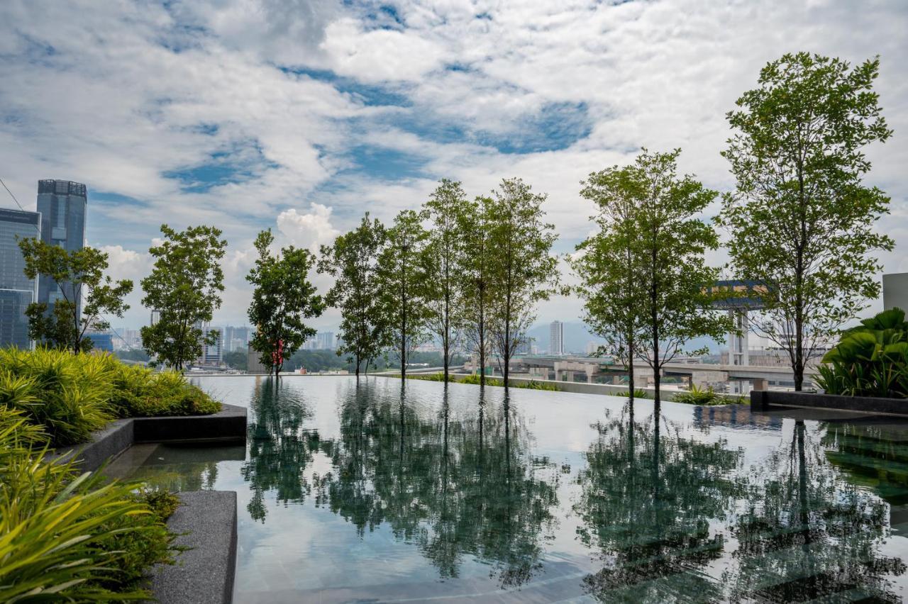 Апартаменты Greystone Continew Residensi Куала-Лумпур Экстерьер фото