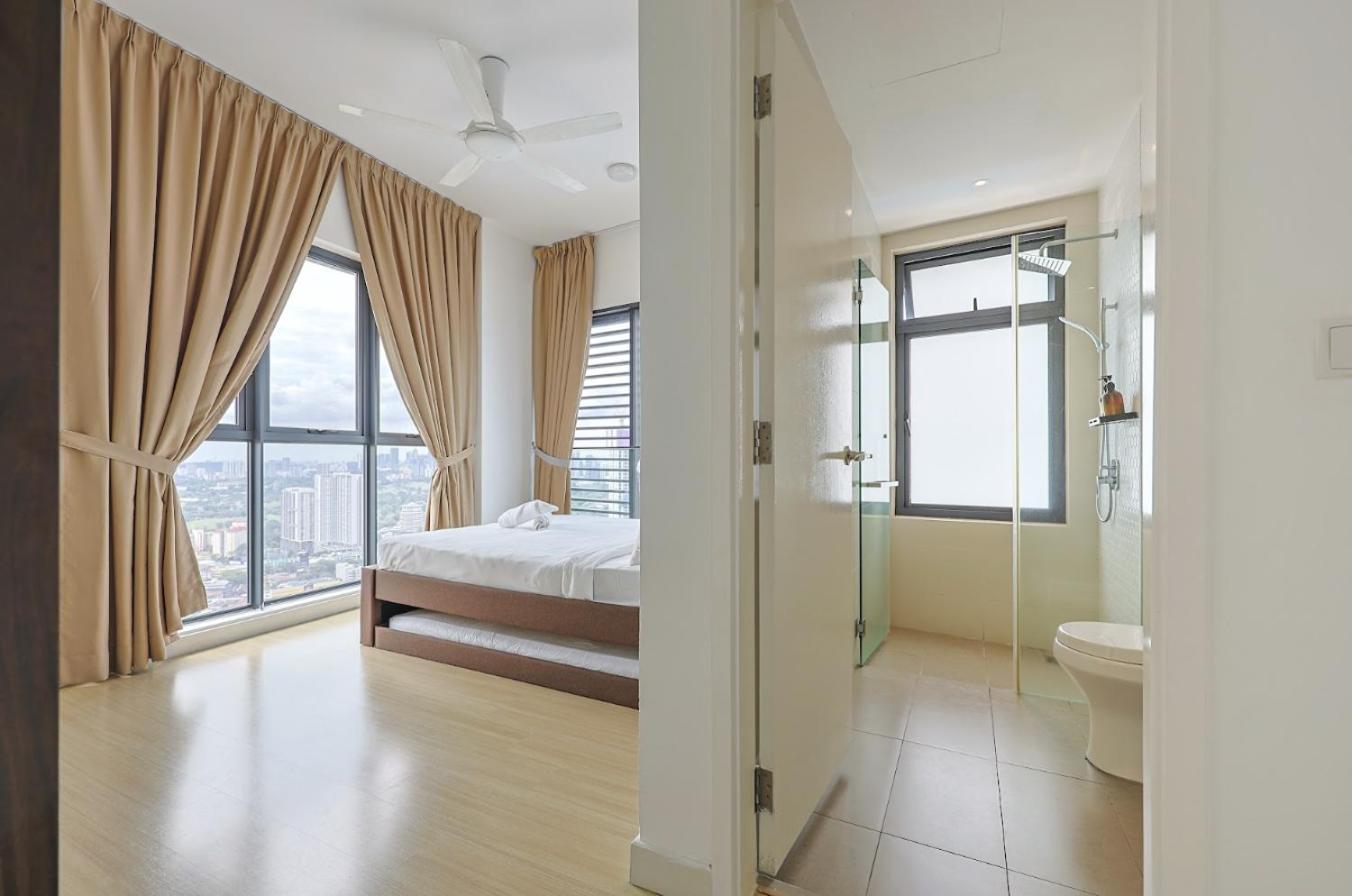 Апартаменты Greystone Continew Residensi Куала-Лумпур Экстерьер фото